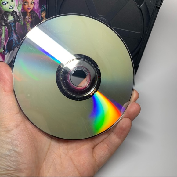 Monster High: Ghouls Rule (DVD, 2012, Canadian) Bilingual, - Picture 7 of 7